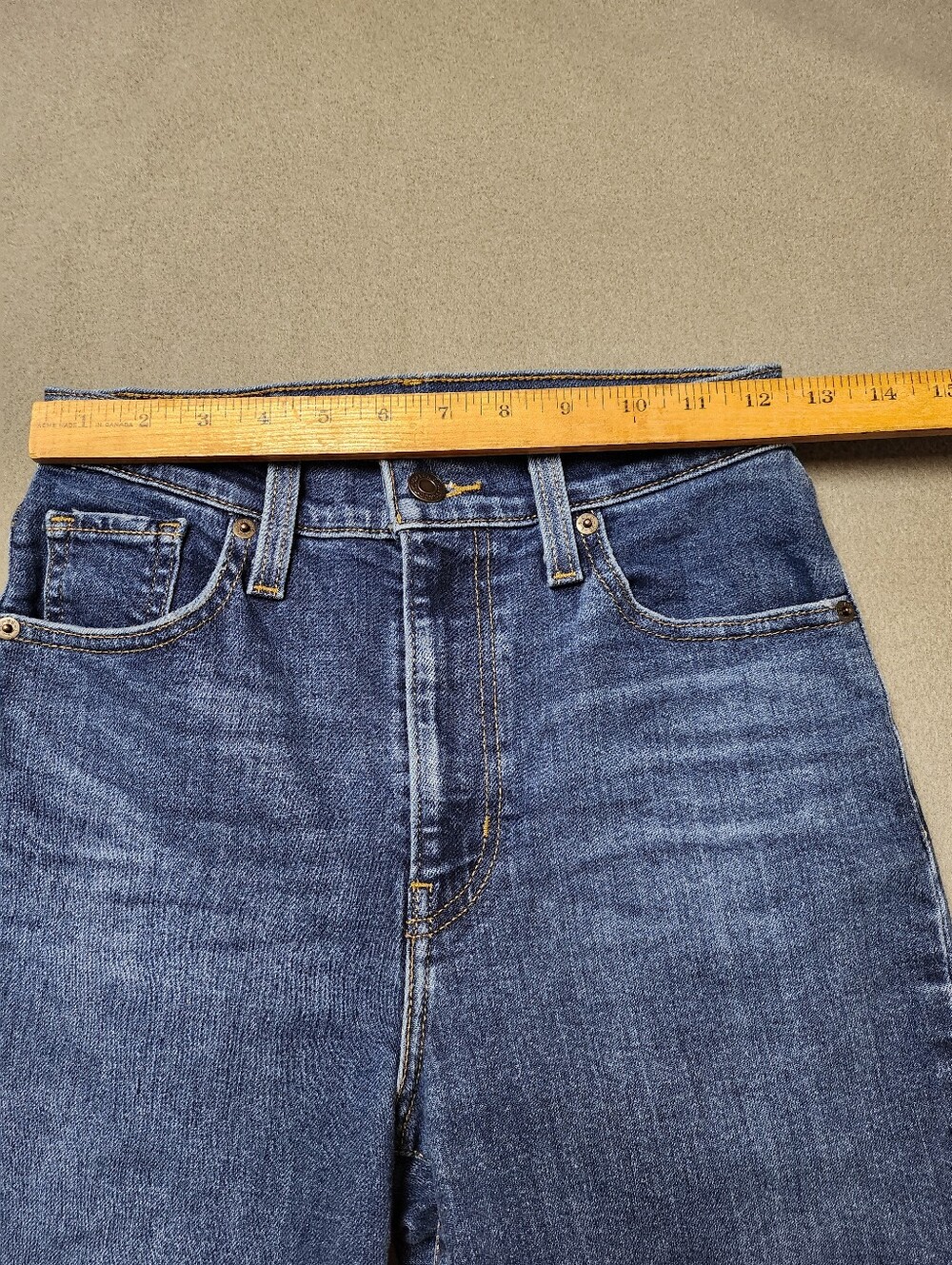 Levi’s High Waisted Mom Jean Classic High-Rise Blue Women's Jeans Sz 25 - Picture 11 of 12